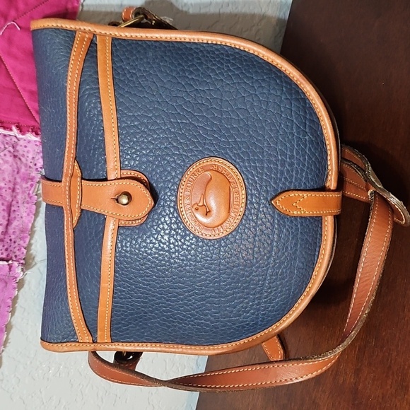 Vintage Dooney & Bourke Crossbody - Picture 3 of 6